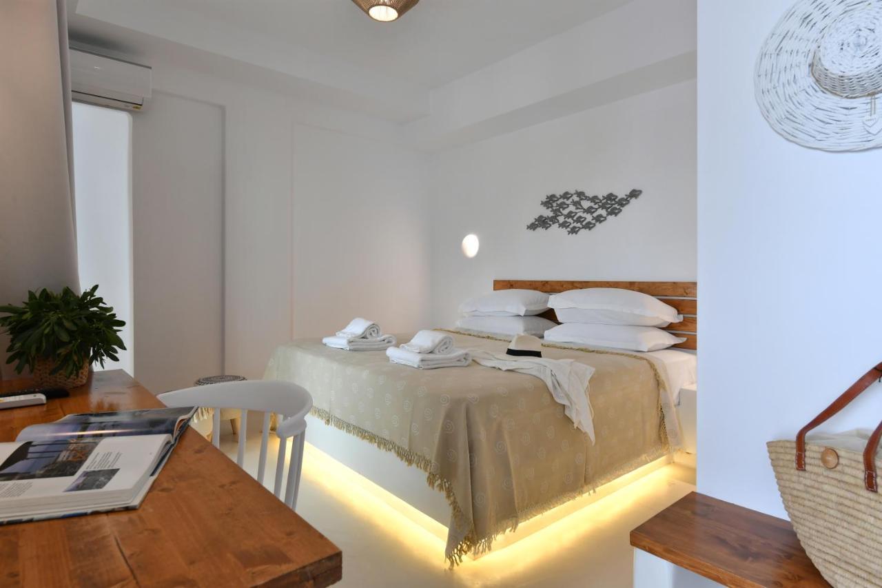Ammos Luxury Rooms & Home Náousa Exterior photo