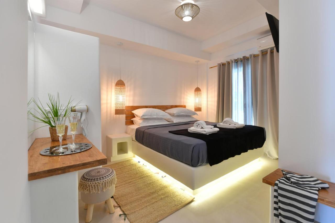Ammos Luxury Rooms & Home Náousa Exterior photo